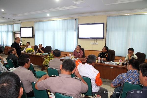 SUMUT PASAR POTENSIAL BAGI PERKEMBANGAN INDUSTRI TELEKOMUNIKASI